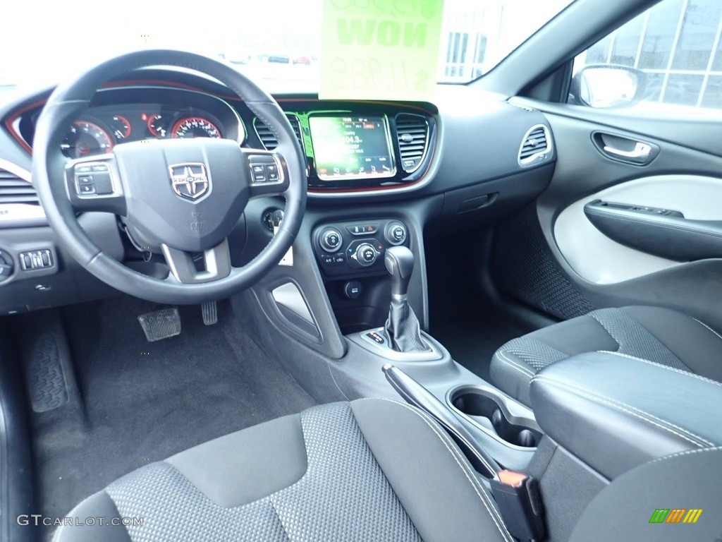 2015 Dart SXT - Bright White / Black/Light Tungsten Accent Stitching photo #21