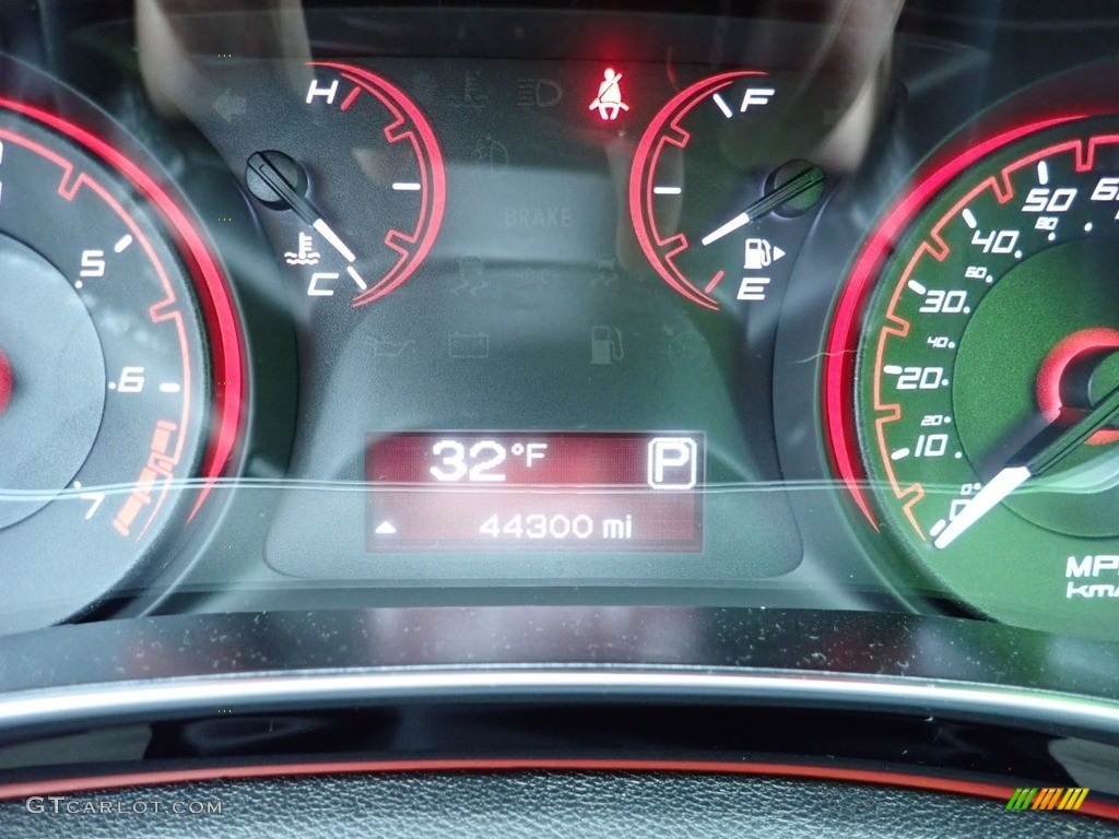 2015 Dart SXT - Bright White / Black/Light Tungsten Accent Stitching photo #29