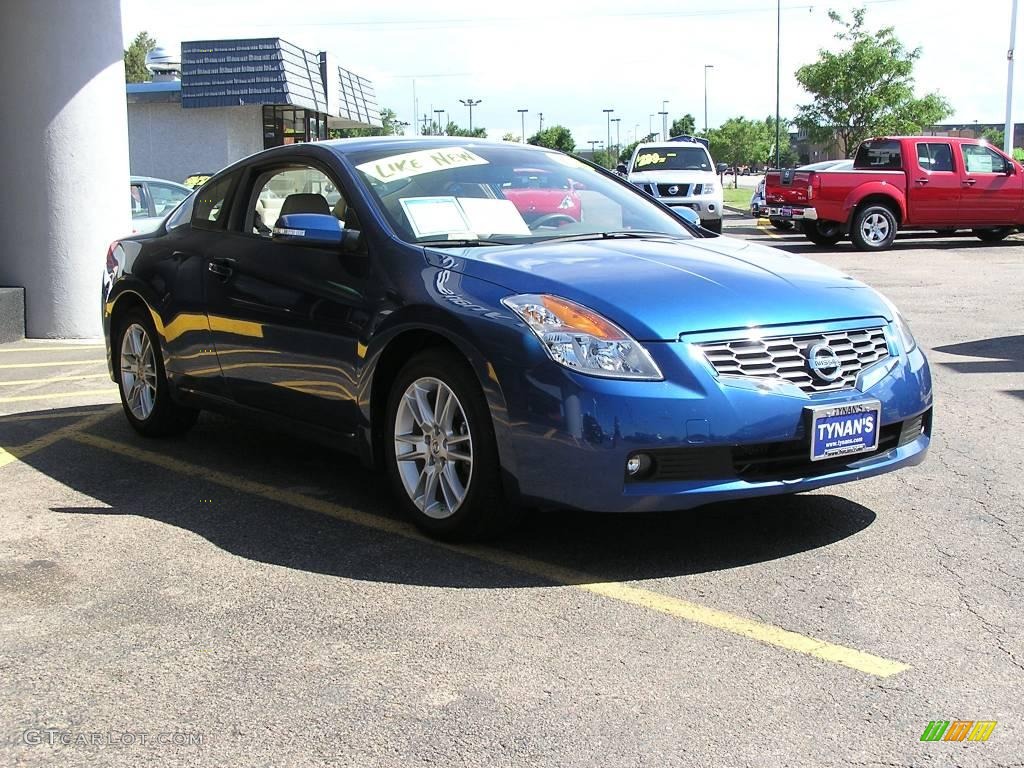 2008 Altima 3.5 SE Coupe - Azure Blue Metallic / Blond photo #3