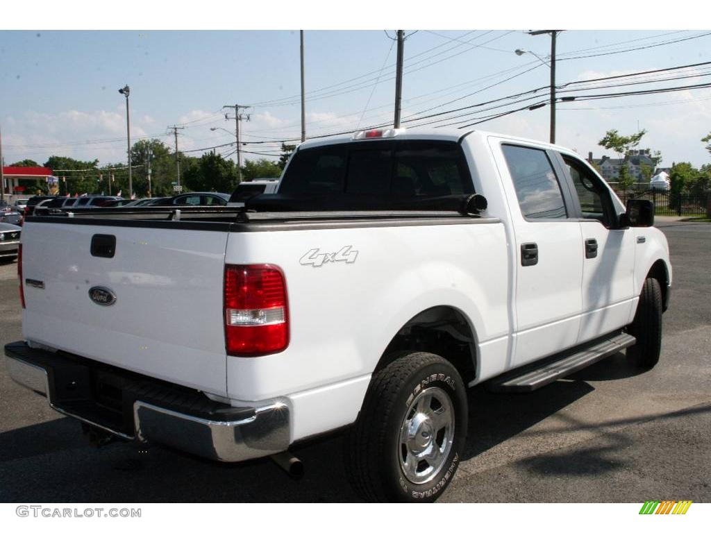 2005 F150 XLT SuperCrew 4x4 - Oxford White / Medium Flint Grey photo #5