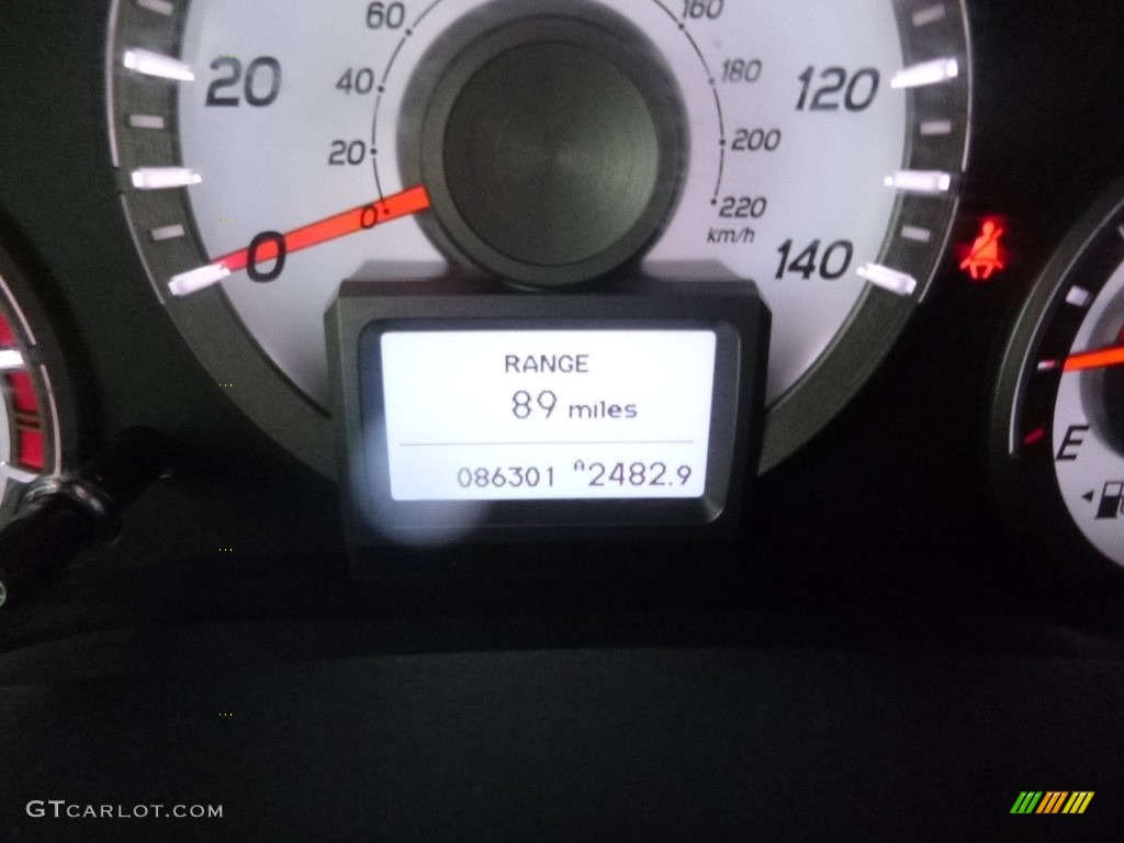 2015 Pilot Touring 4WD - Modern Steel Metallic / Black photo #16