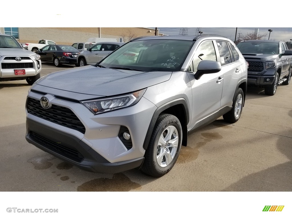 2019 RAV4 XLE AWD - Silver Sky Metallic / Black photo #1