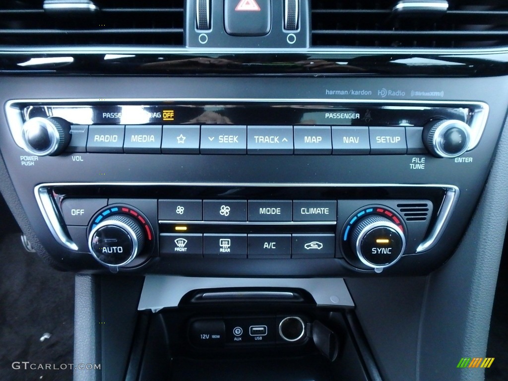 2019 Kia Optima SX Controls Photo #131082955