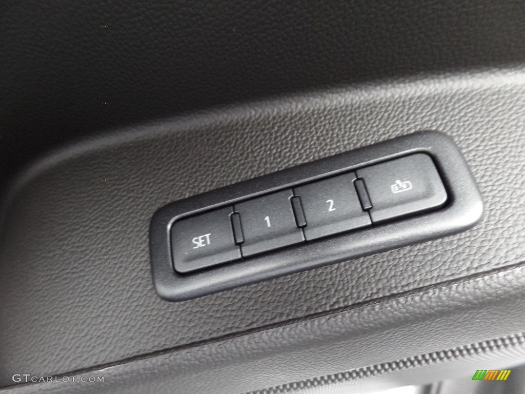 2019 Tahoe LT 4WD - Summit White / Jet Black/Dark Ash photo #29