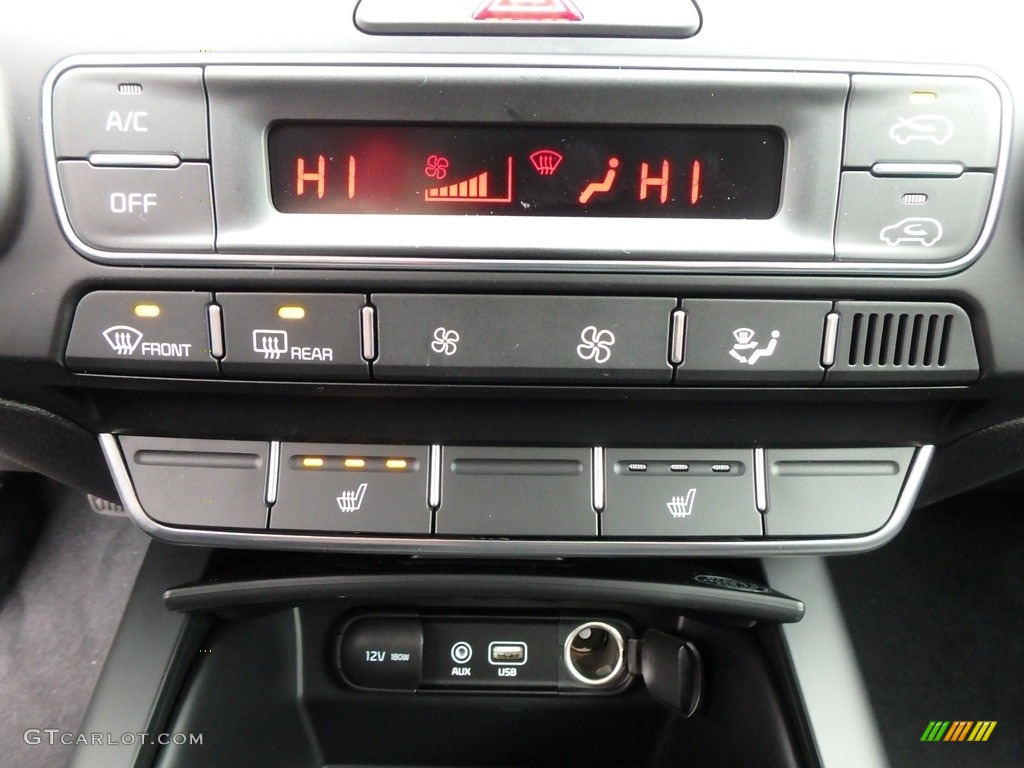2019 Kia Sorento LX AWD Controls Photo #131084041