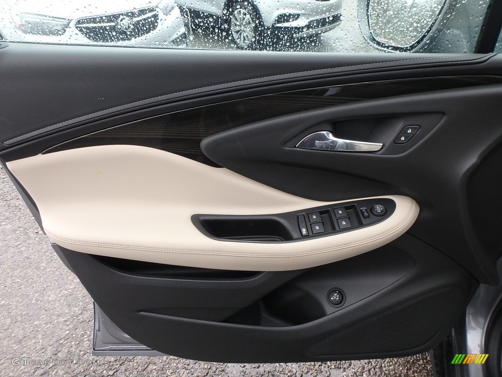 2019 Buick Envision Preferred AWD Door Panel Photos