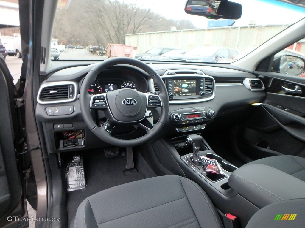 Satin Black Interior 2019 Kia Sorento LX AWD Photo #131084791