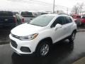 Summit White - Trax LT AWD Photo No. 11