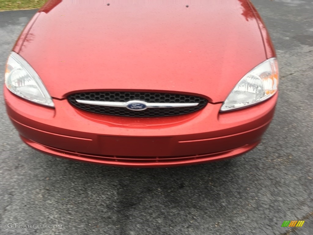 2001 Taurus SEL - Toreador Red Metallic / Medium Graphite photo #2