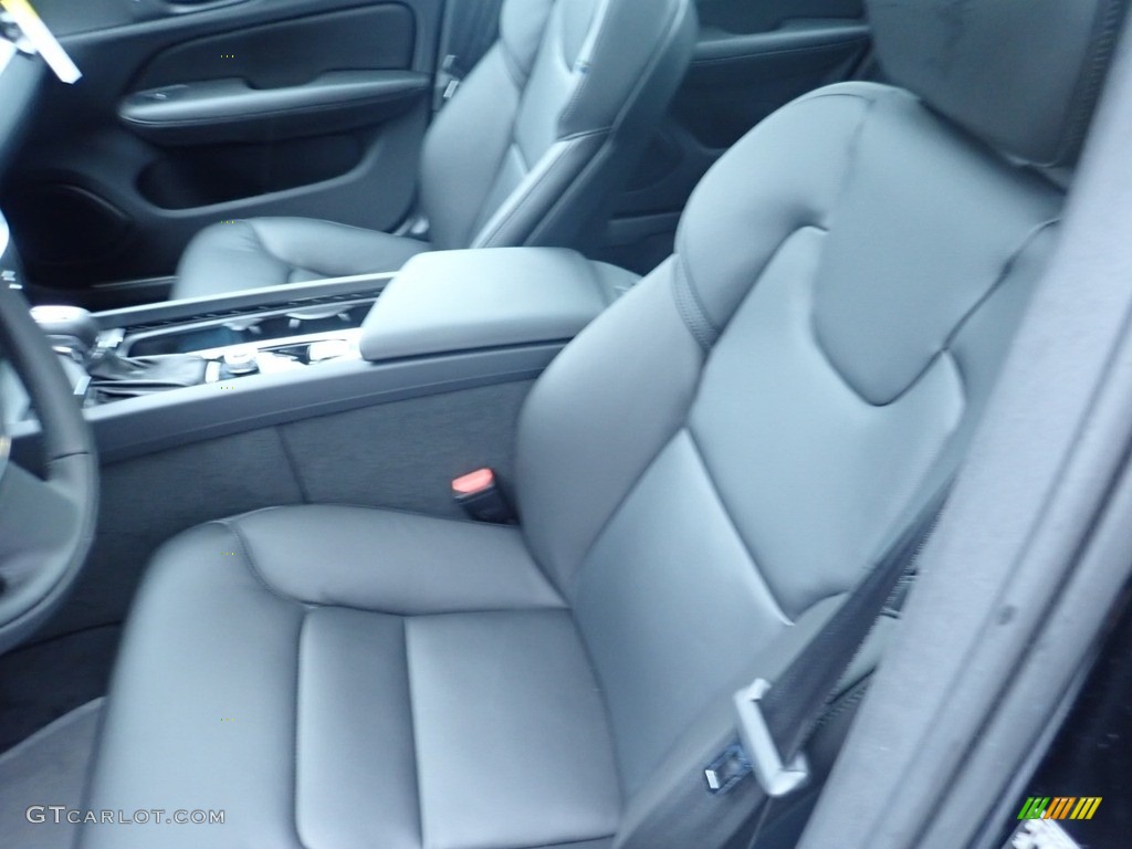 2019 Volvo S60 T6 AWD Momentum Front Seat Photo #131086219