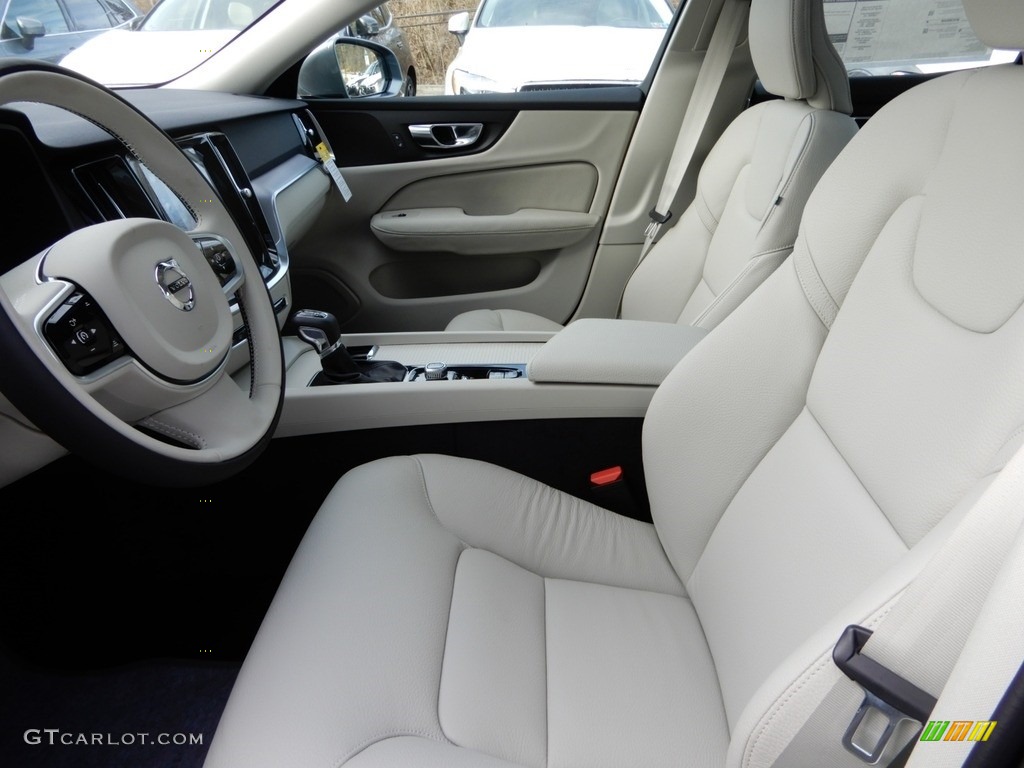 Blond Interior 2019 Volvo S60 T6 AWD Momentum Photo #131086657
