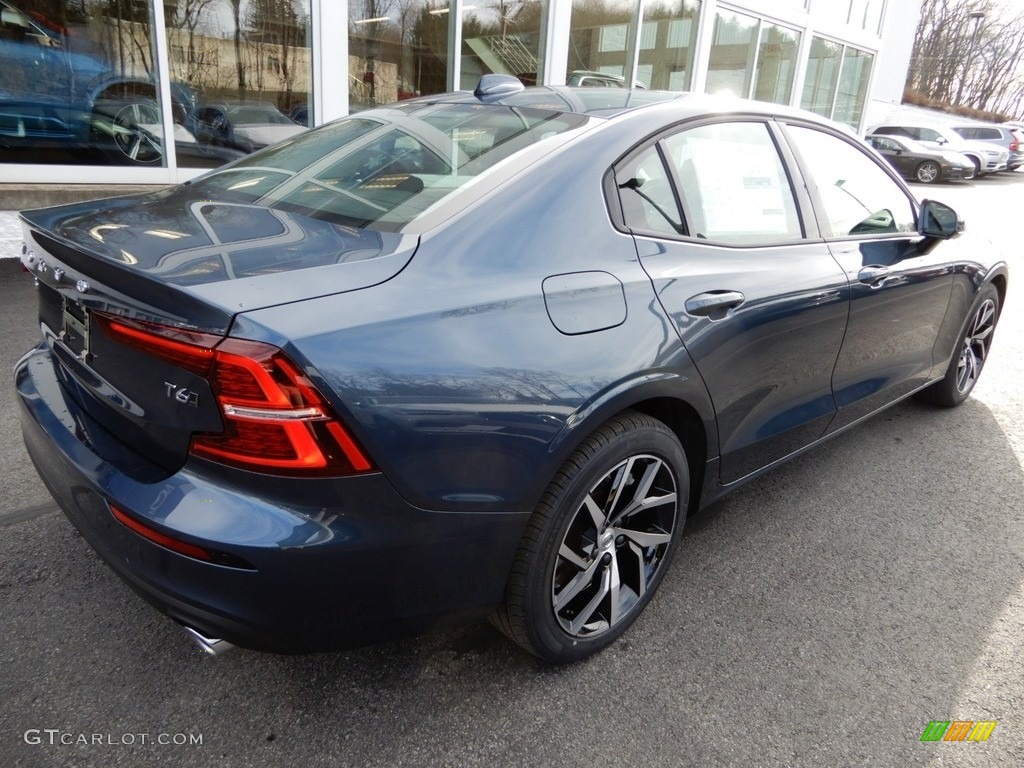 2019 Denim Blue Metallic Volvo S60 T6 AWD Momentum 131072739 Photo 2