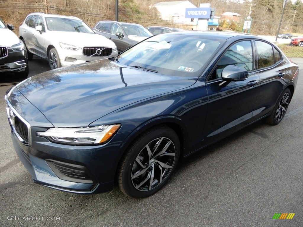 2019 Denim Blue Metallic Volvo S60 T6 AWD Momentum 131072739 Photo 4