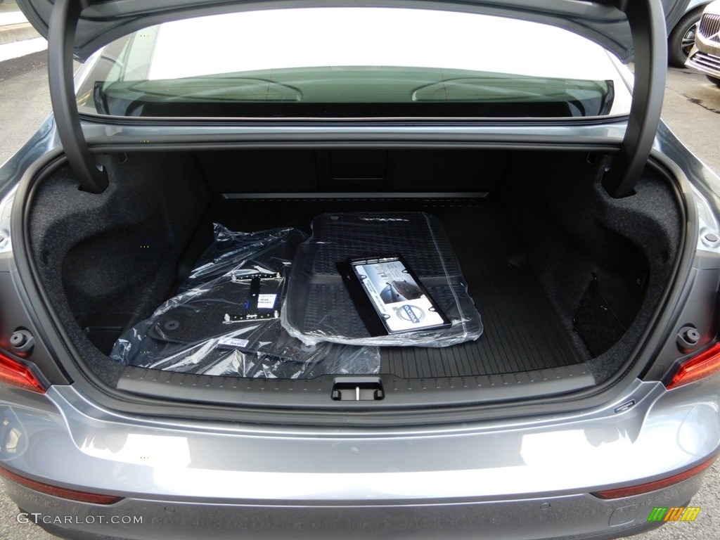 2019 Volvo S60 T5 Momentum Trunk Photos