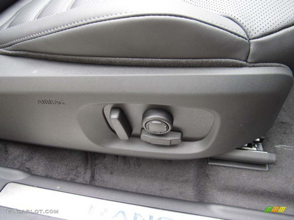 2019 Land Rover Range Rover Evoque Convertible HSE Dynamic Controls Photo #131088271