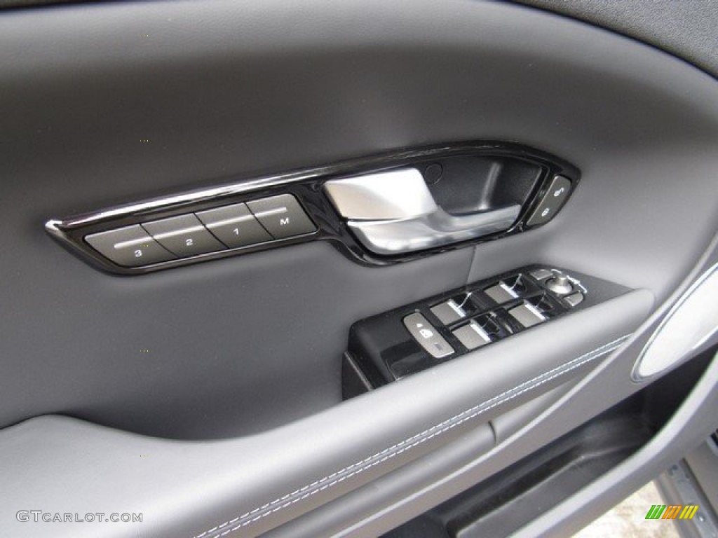 2019 Land Rover Range Rover Evoque Convertible HSE Dynamic Controls Photo #131088322