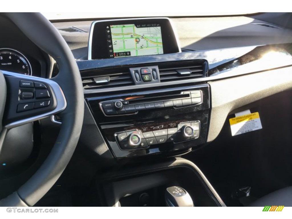 2019 X1 sDrive28i - Jet Black / Black photo #6