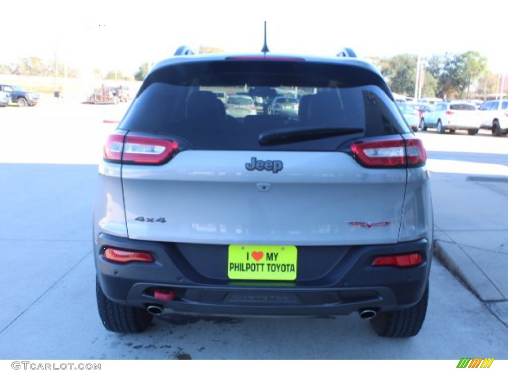 2016 Cherokee Trailhawk 4x4 - Billet Silver Metallic / Black photo #7