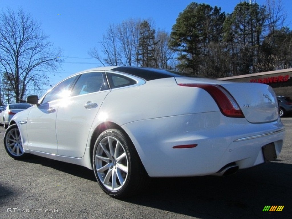 2011 XJ XJ - Polaris White / Ivory/Truffle photo #8