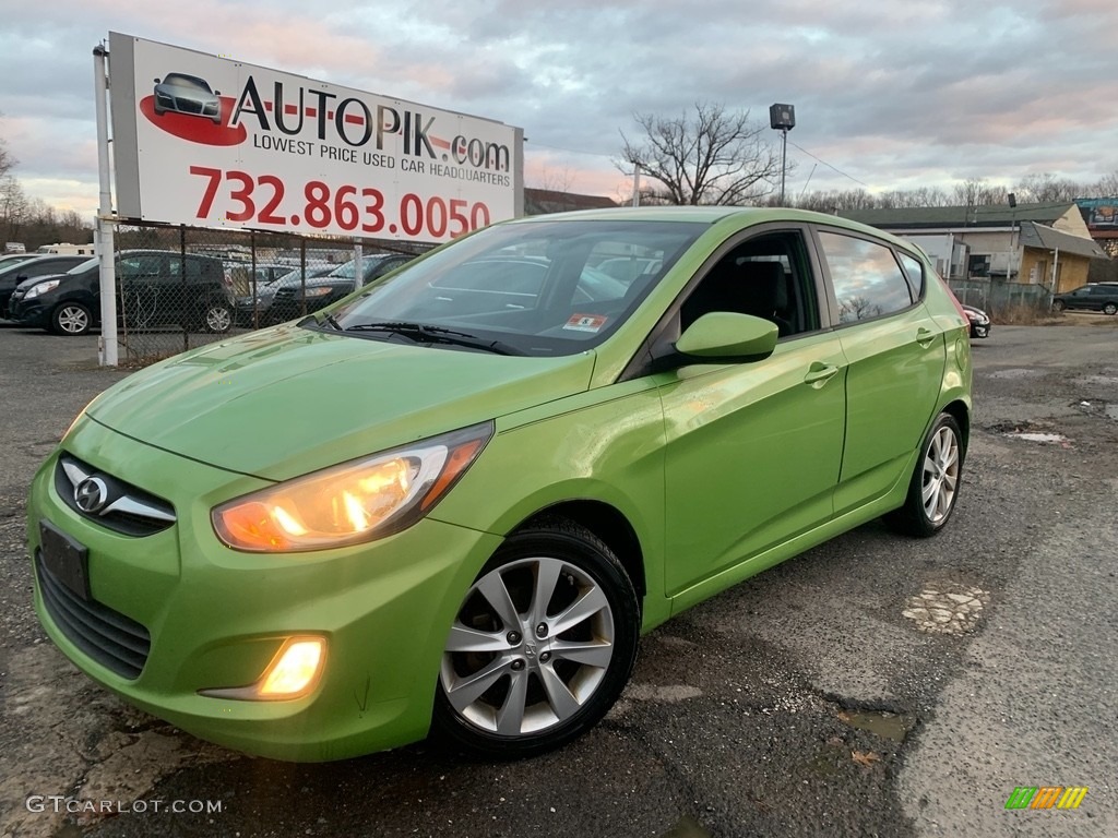 2012 Accent SE 5 Door - Electrolyte Green / Black photo #1