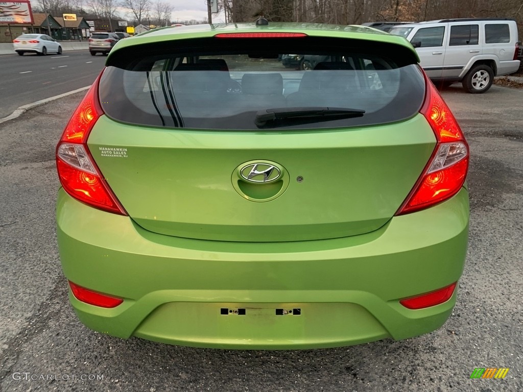 2012 Accent SE 5 Door - Electrolyte Green / Black photo #5