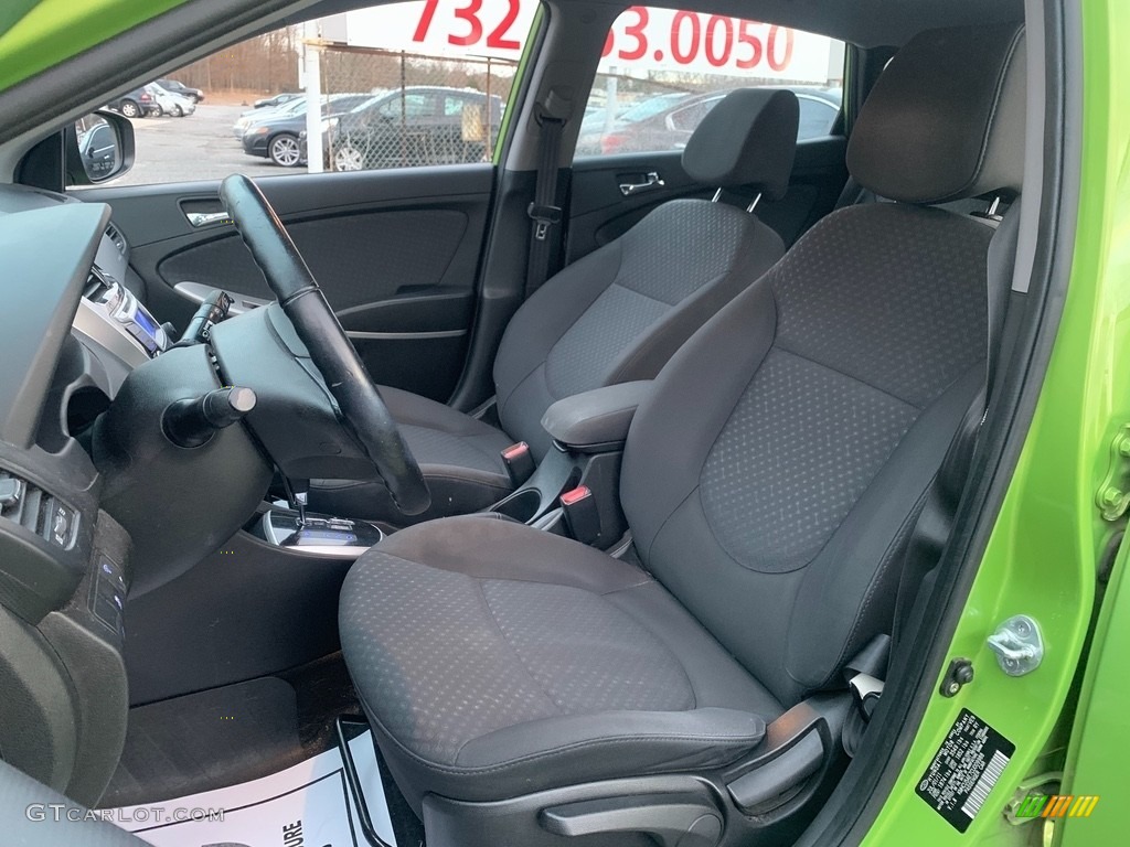 2012 Accent SE 5 Door - Electrolyte Green / Black photo #15