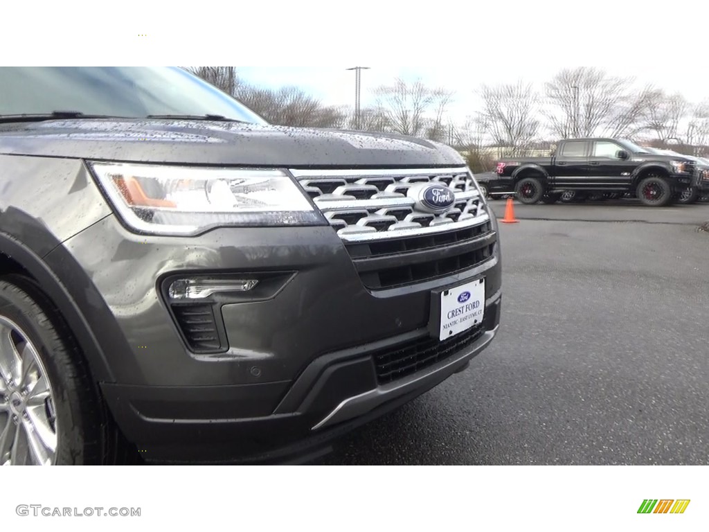 2019 Explorer XLT 4WD - Magnetic / Medium Black photo #29