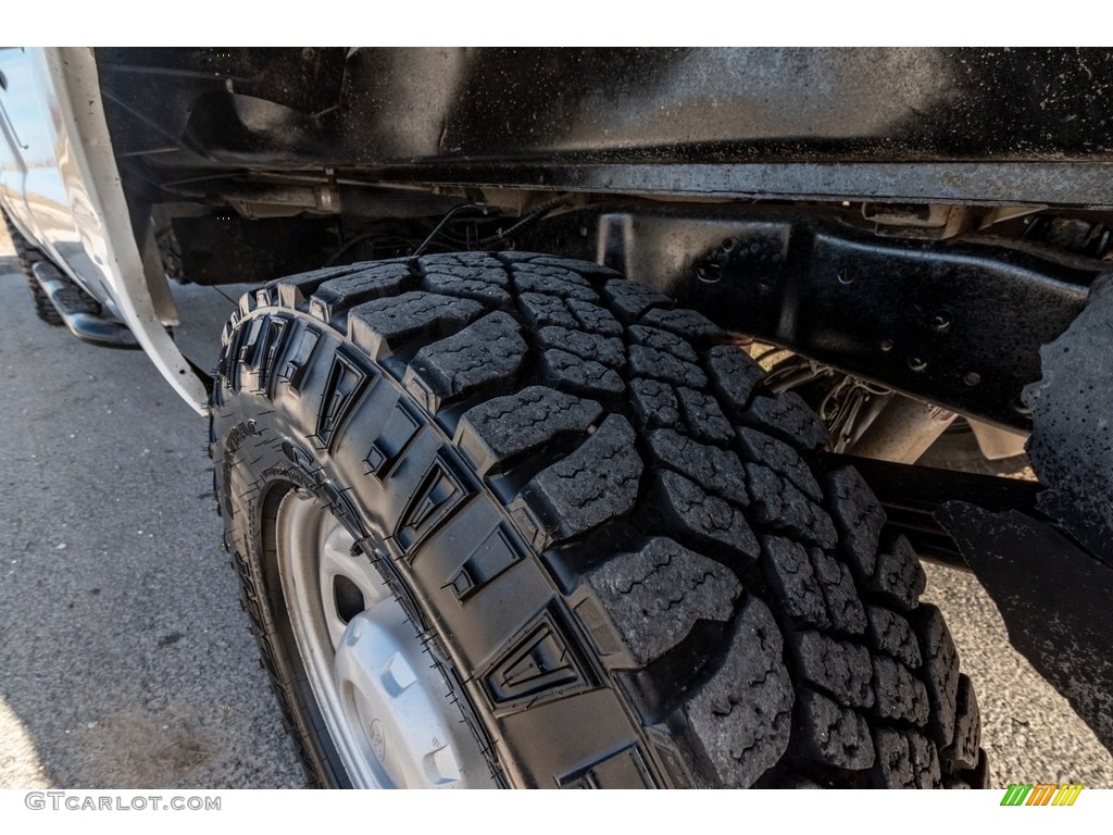 2011 F250 Super Duty XL SuperCab 4x4 - Oxford White / Steel Gray photo #14