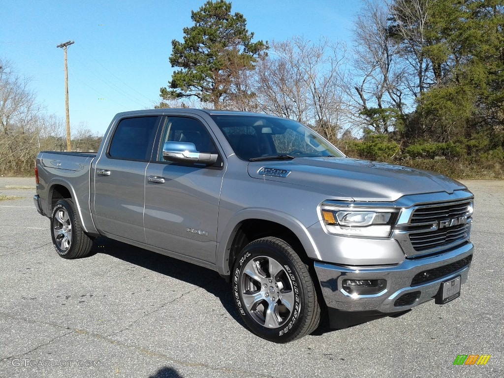 2019 1500 Laramie Crew Cab 4x4 - Billett Silver Metallic / Black photo #4