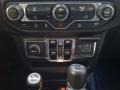 Sting-Gray - Wrangler Unlimited Sahara 4x4 Photo No. 24