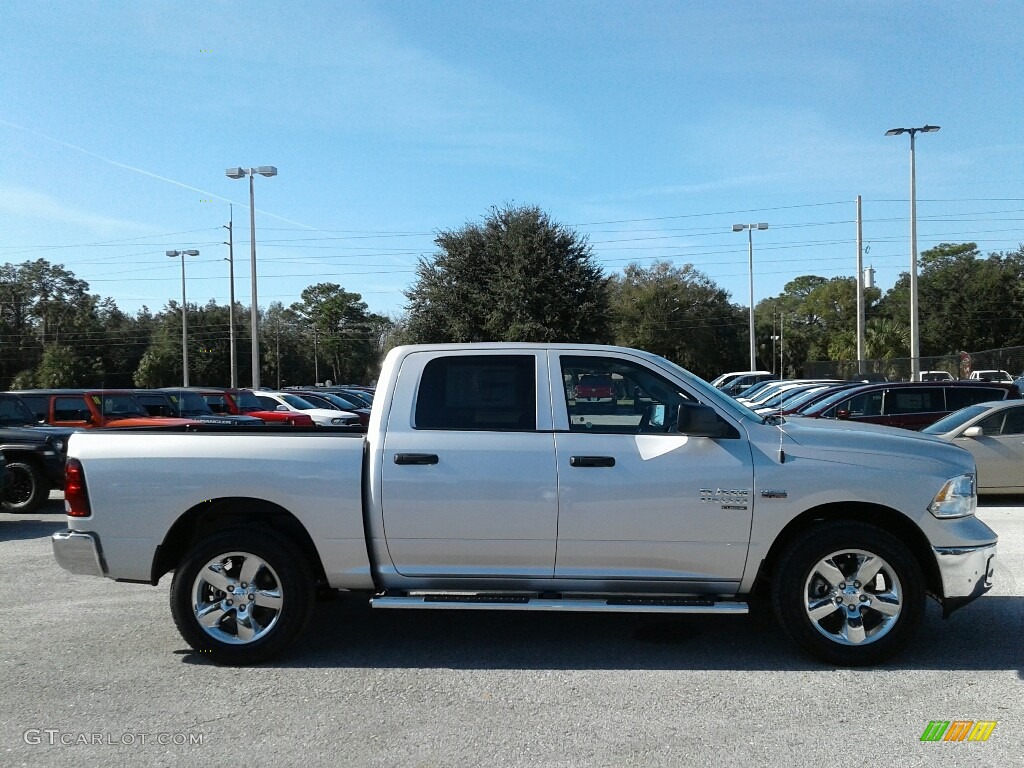2019 1500 Classic Tradesman Crew Cab - Bright Silver Metallic / Black/Diesel Gray photo #6