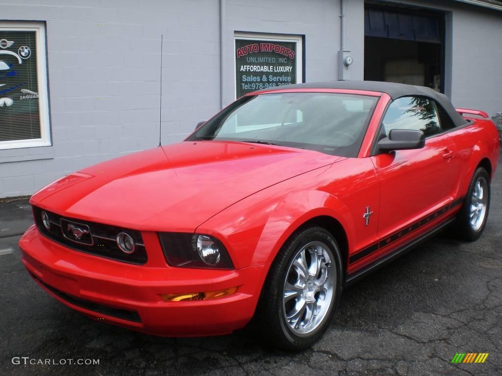 2006 Mustang V6 Premium Convertible - Torch Red / Dark Charcoal photo #56