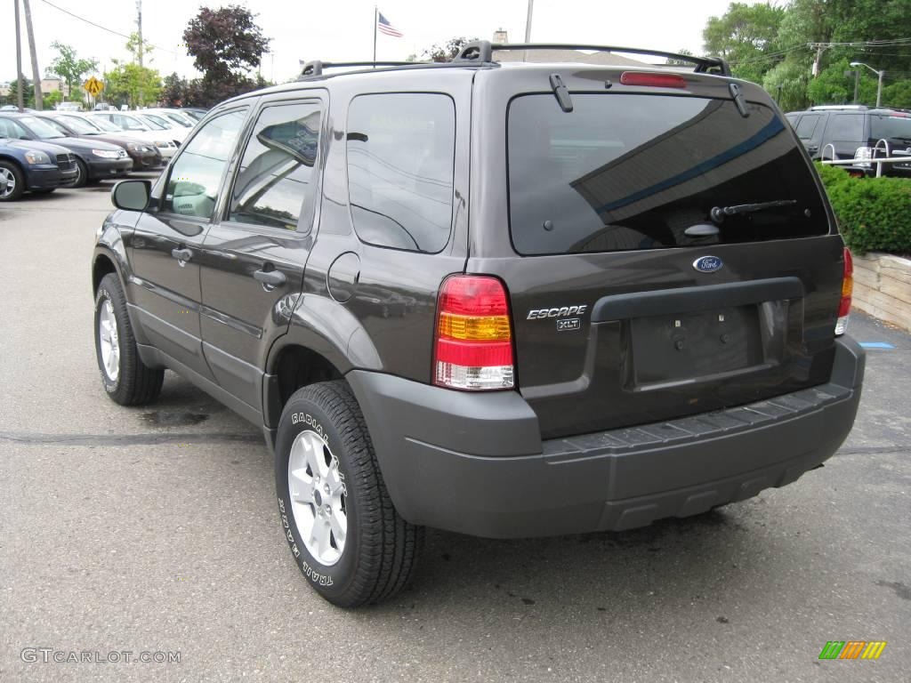2007 Escape XLT 4WD - Dark Stone Metallic / Medium/Dark Pebble photo #13
