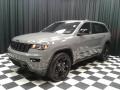 2019 Sting-Gray Jeep Grand Cherokee Upland 4x4  photo #2