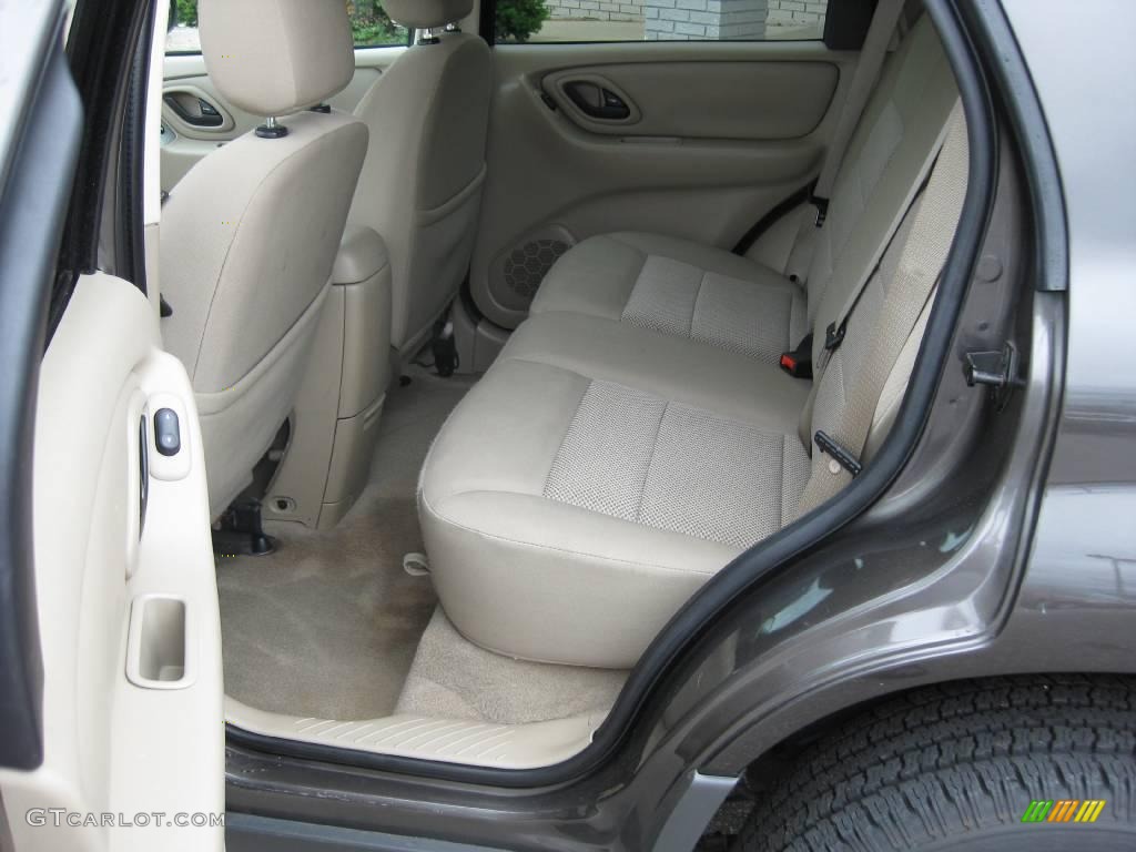 2007 Escape XLT 4WD - Dark Stone Metallic / Medium/Dark Pebble photo #24