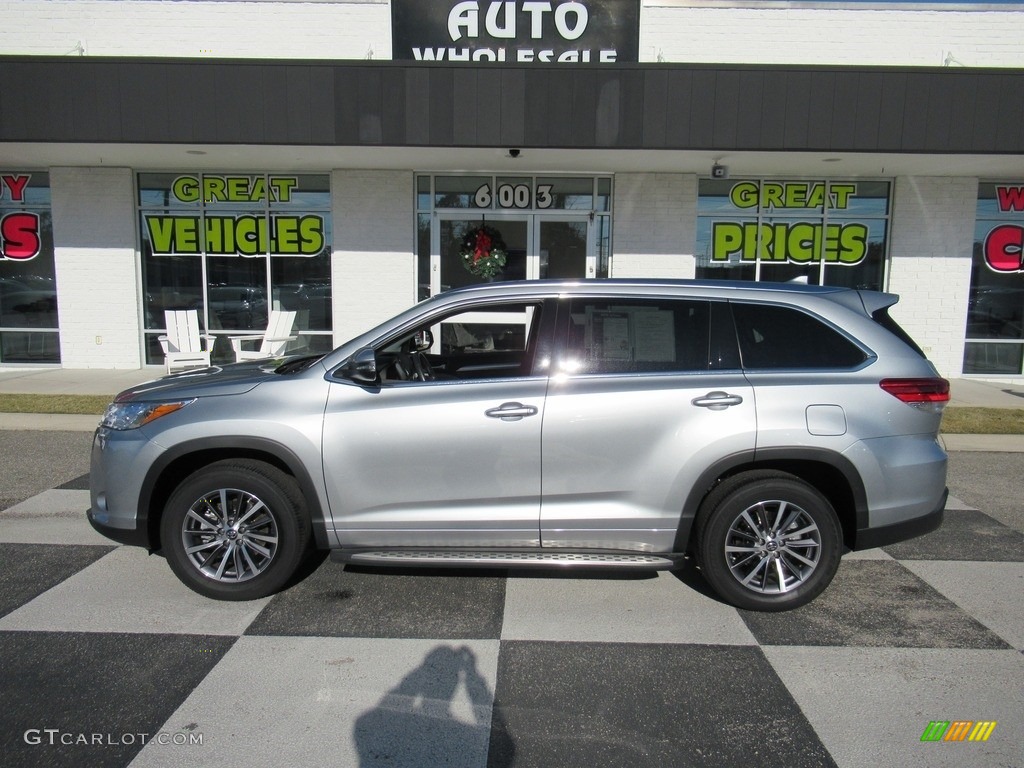 2018 Highlander XLE - Celestial Silver Metallic / Ash photo #1