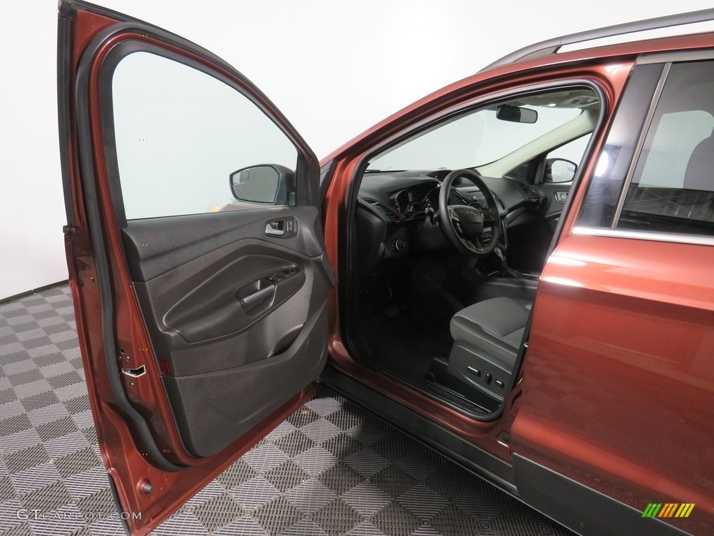 2018 Escape SE 4WD - Cinnamon Glaze / Charcoal Black photo #23