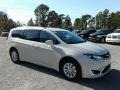 2019 Luxury White Pearl Chrysler Pacifica Touring L  photo #7