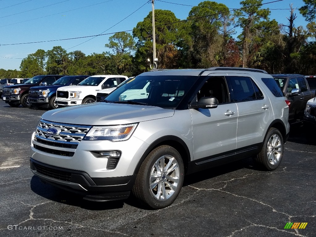 2019 Explorer XLT - Ingot Silver / Medium Black photo #1