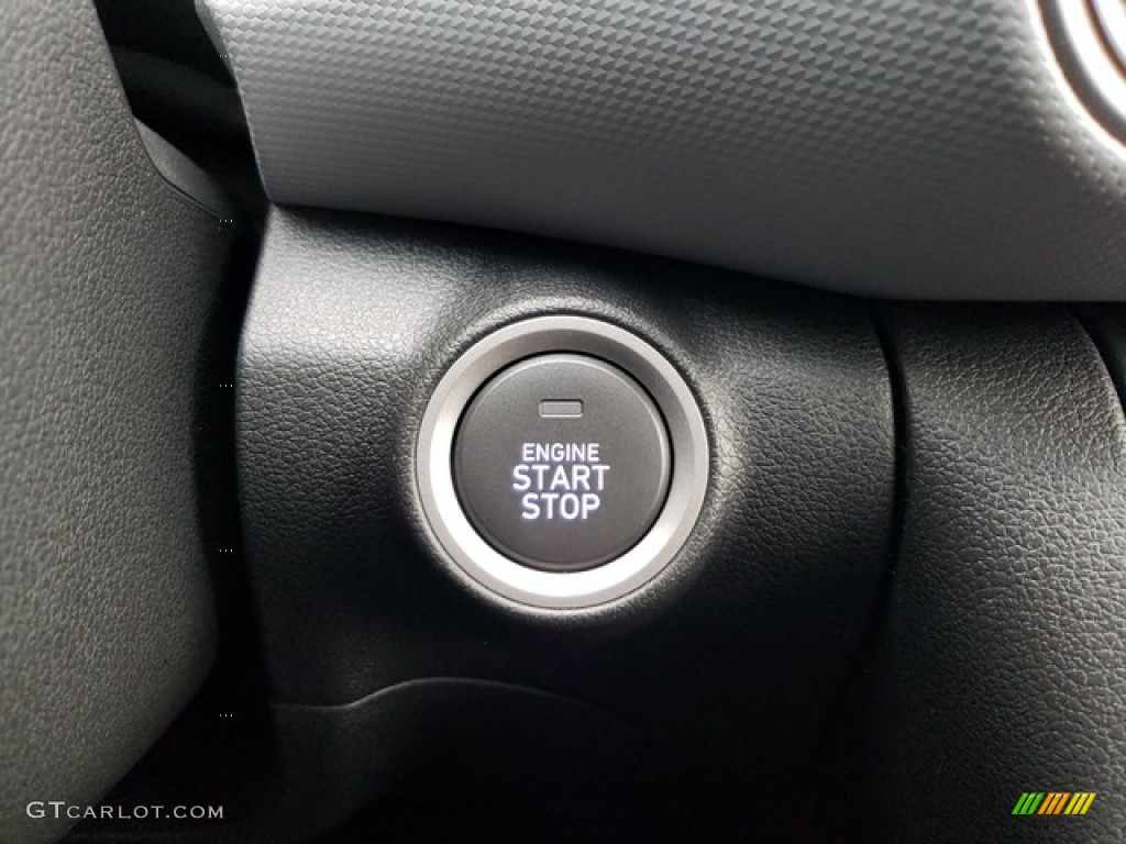 2019 Hyundai Kona SEL AWD Controls Photo #131127150