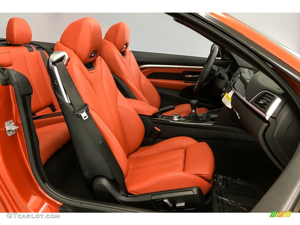 Sakhir Orange/Black Interior 2018 BMW M4 Convertible Photo #131127356