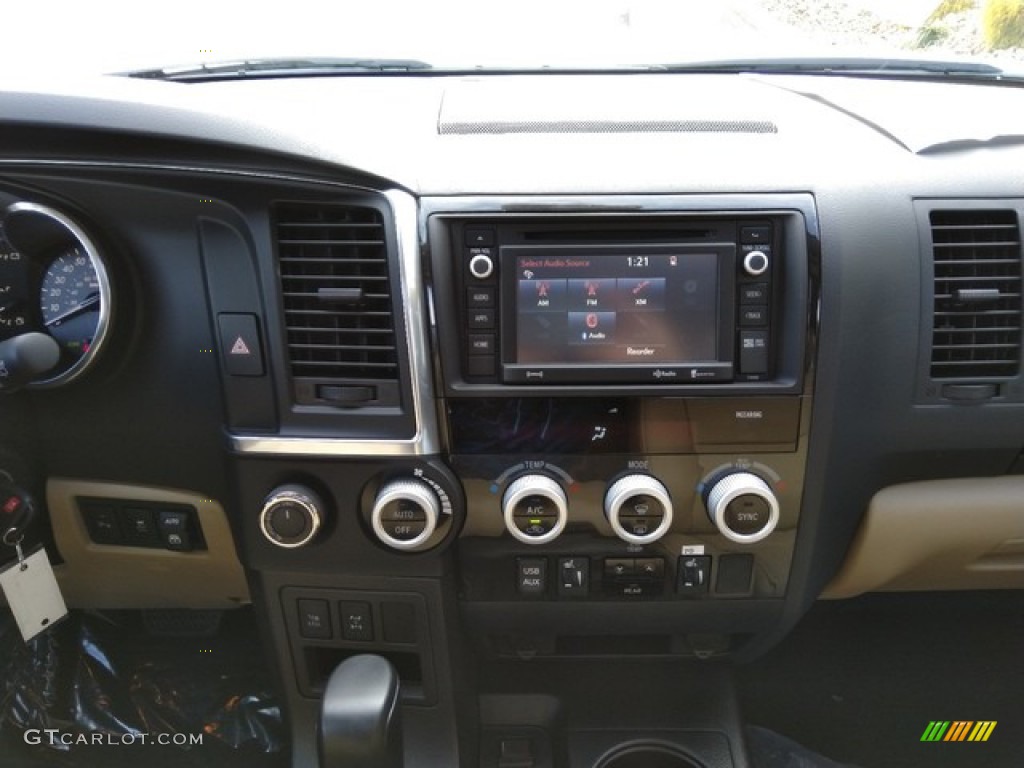 2019 Toyota Sequoia SR5 4x4 Controls Photo #131129774