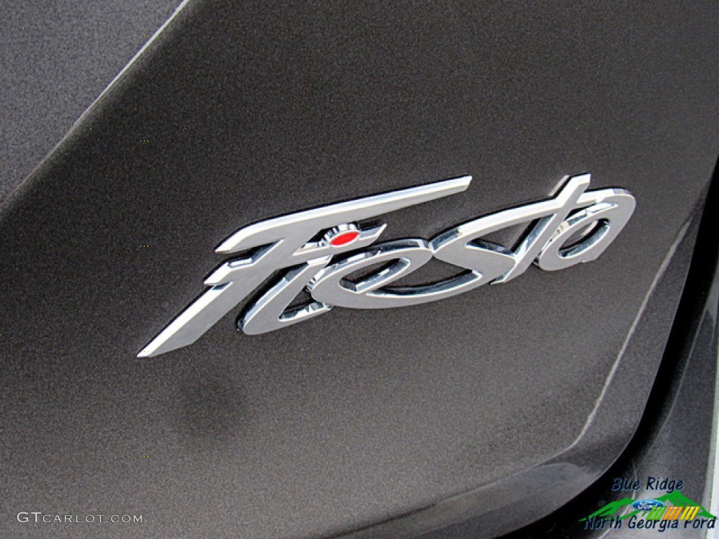 2019 Fiesta SE Sedan - Magnetic / Charcoal Black photo #35