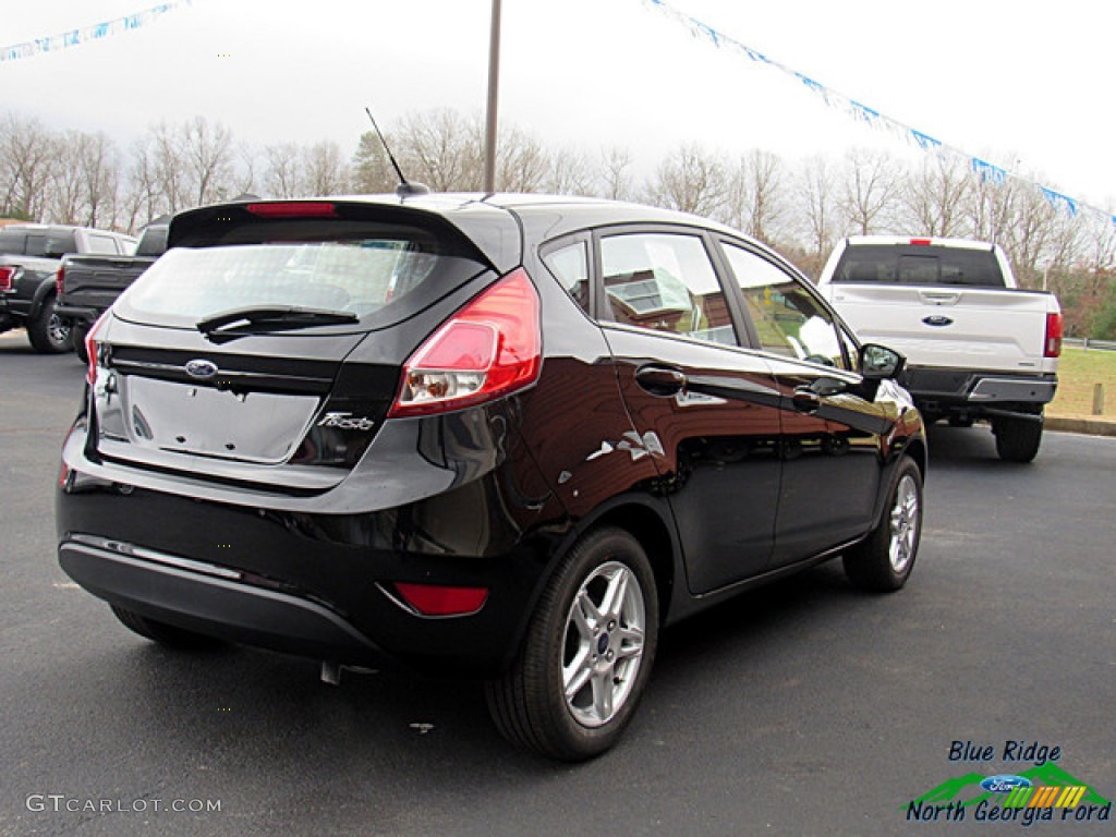 2019 Fiesta SE Hatchback - Shadow Black / Charcoal Black photo #5