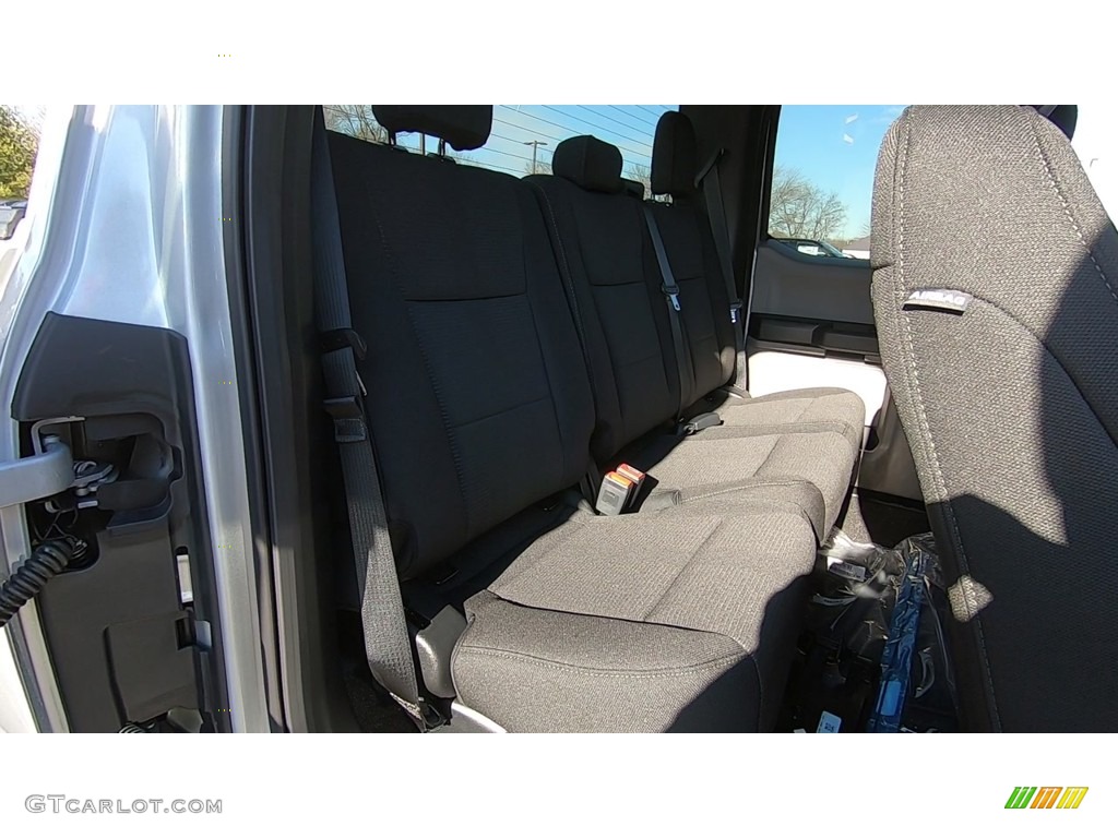 2018 F150 XL SuperCab 4x4 - Ingot Silver / Earth Gray photo #22