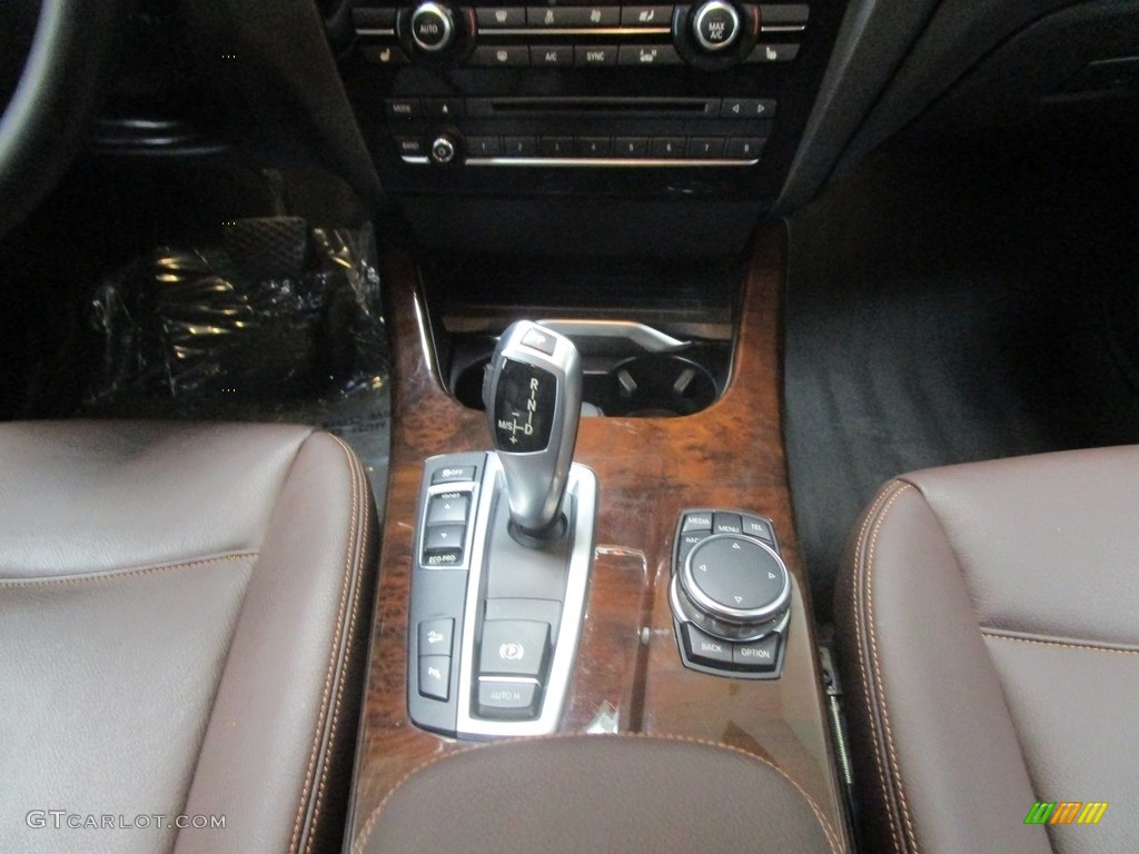 2016 X3 xDrive28i - Mineral White Metallic / Mocha photo #28