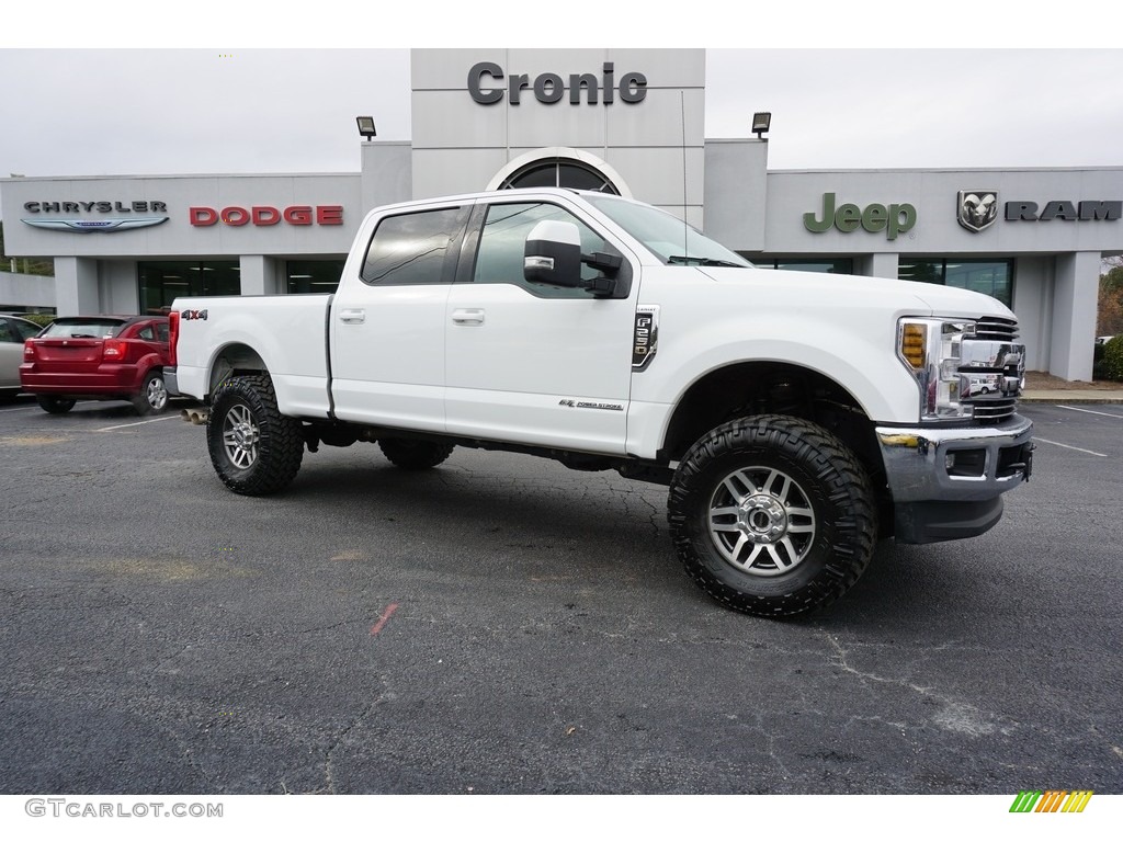 2018 F250 Super Duty Lariat Crew Cab 4x4 - Oxford White / Black photo #1