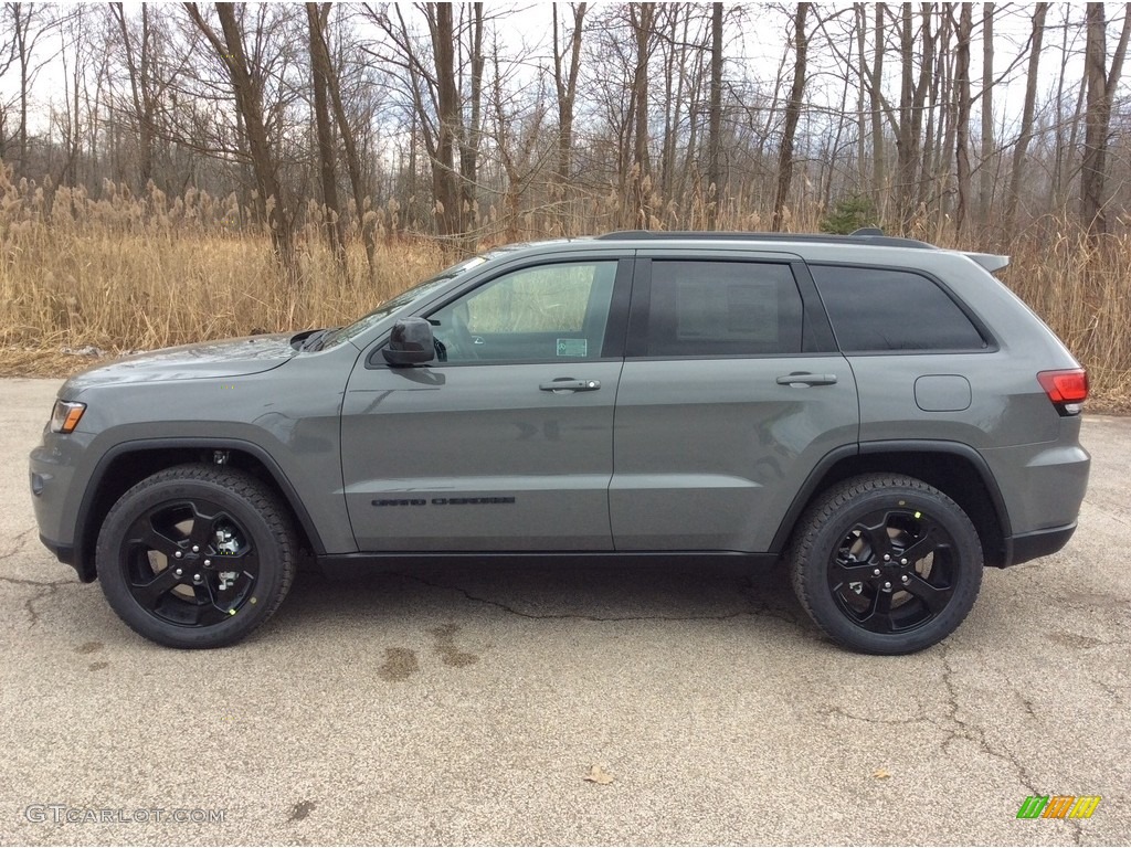 2019 Grand Cherokee Upland 4x4 - Sting-Gray / Black photo #3