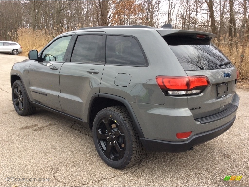 2019 Grand Cherokee Upland 4x4 - Sting-Gray / Black photo #4