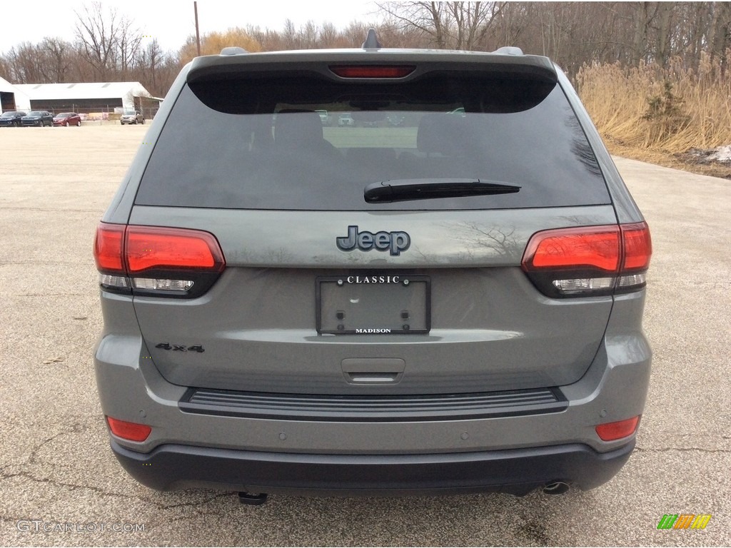 2019 Grand Cherokee Upland 4x4 - Sting-Gray / Black photo #5